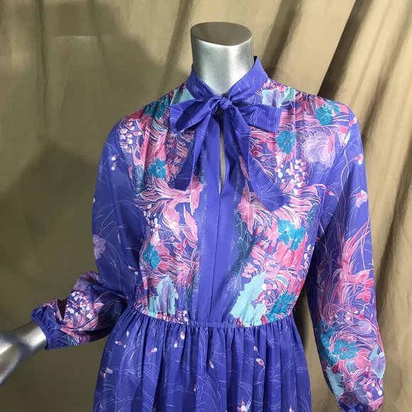 Vintage Mavinette Dress Women's Small/Medium Purple Pink Blue Floral Pattern 3/4 - Picture 5 of 16